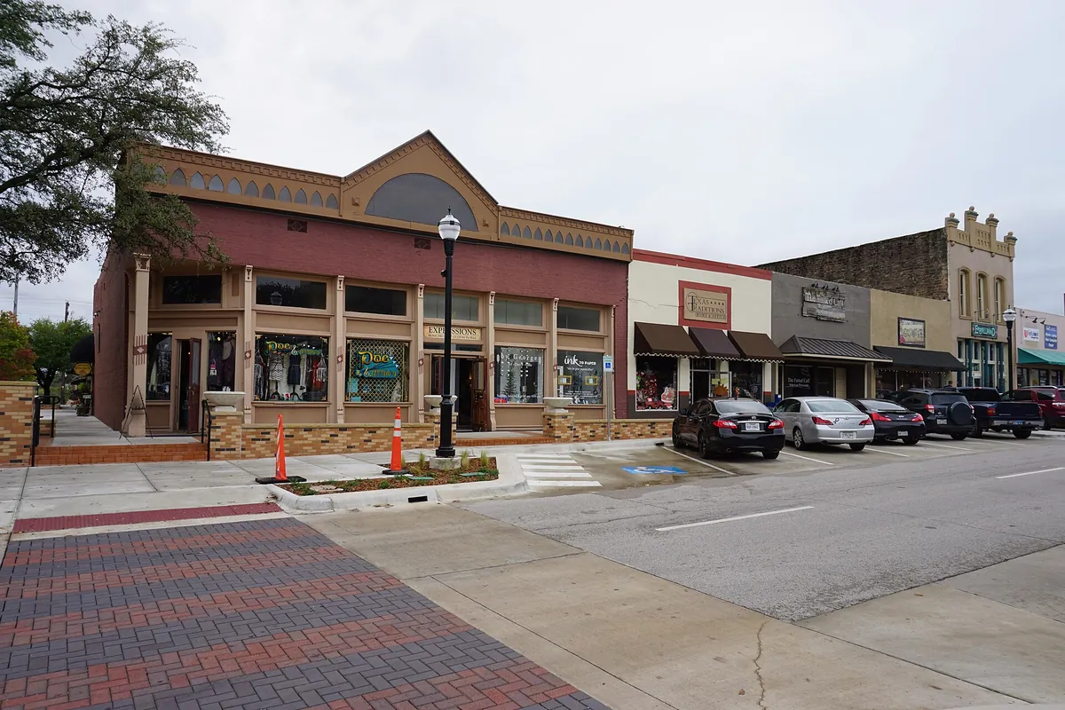 Storefronts along Rusk Street in downtown Rockwall, Texas